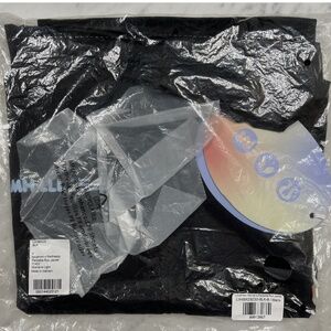 NWT LULULEMON MADHAPPY PACKABLE RUNNING JACKET - BLACK - SIZE 8